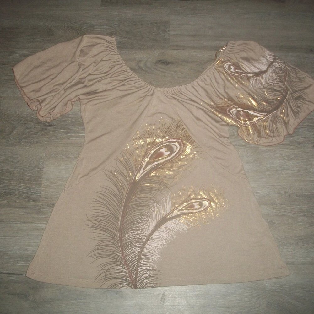 womens top.peacock feathers.size large